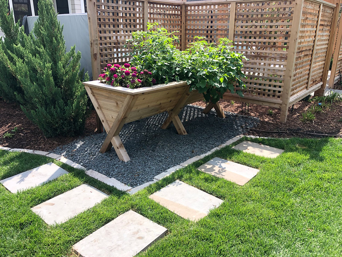 Minneapolis MN raised cedar planter 