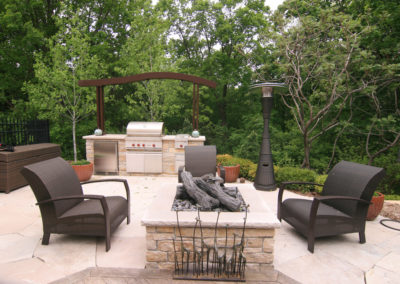 Outdoor Kitchen and Fire Pit in Wayzata, MN